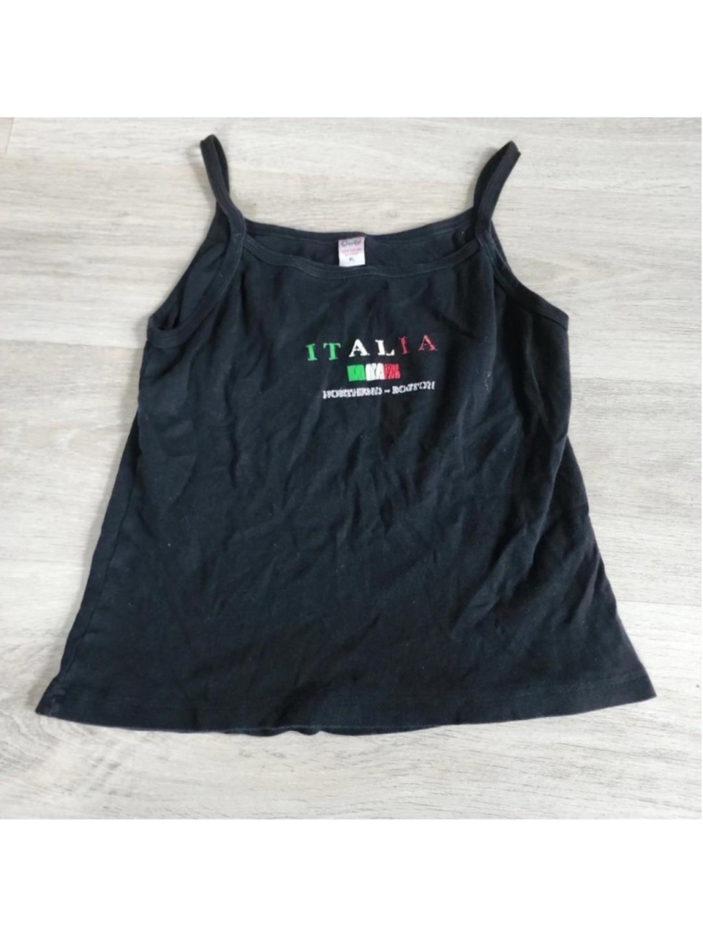 Black tank top with 'ITALIA' and Italian flag graphic